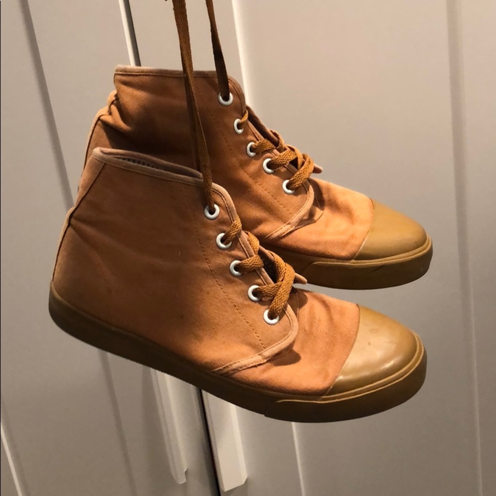 Bangs shoes
